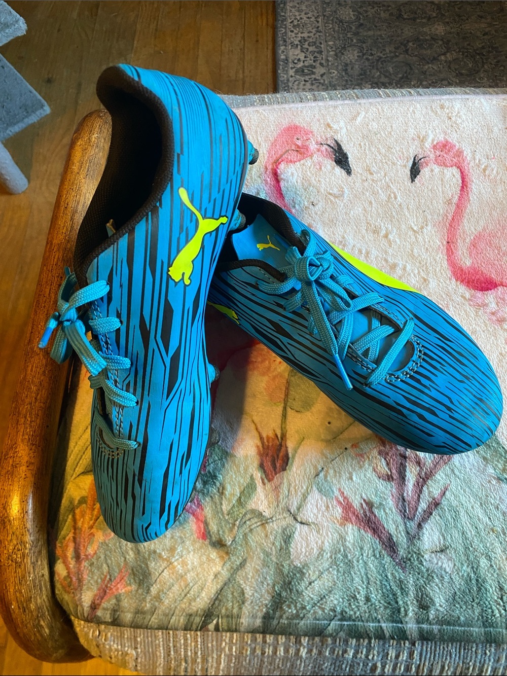 Puma Boy’s Rapido lll Soccar Cleats with Yellow Logo